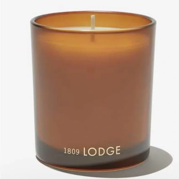 FREE PEOPLE 1809 Collection Candle-Lodge 8oz - Picture 7 of 11